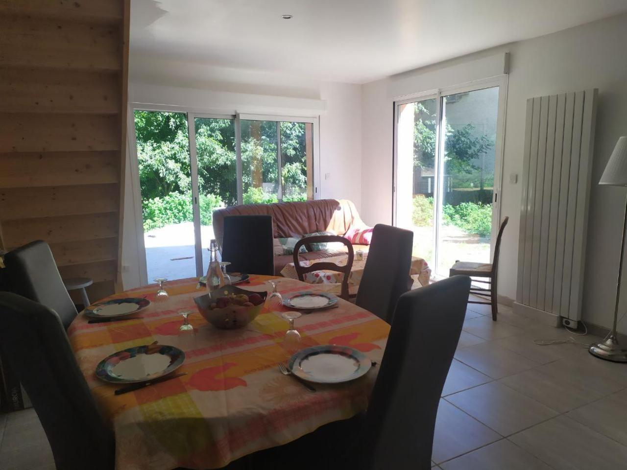 Duplex Avec Jardin Et Grande Terrasse 8-10 Personnes Villa Campagnan Exteriör bild